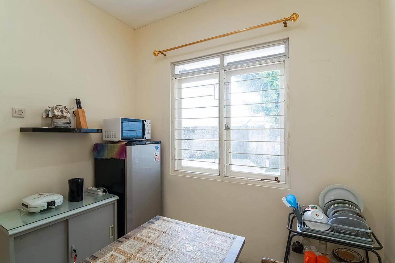 Kost Carmelia Syariah Baranangsiang Bogor Otel Dış mekan fotoğraf